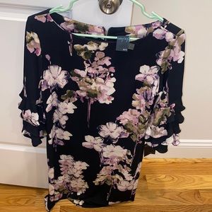 NWOT Women Floral Dress